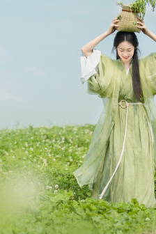 夏目娜娜