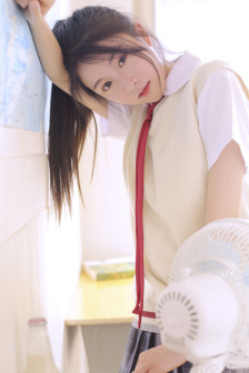 年轻的女教师韩国电影